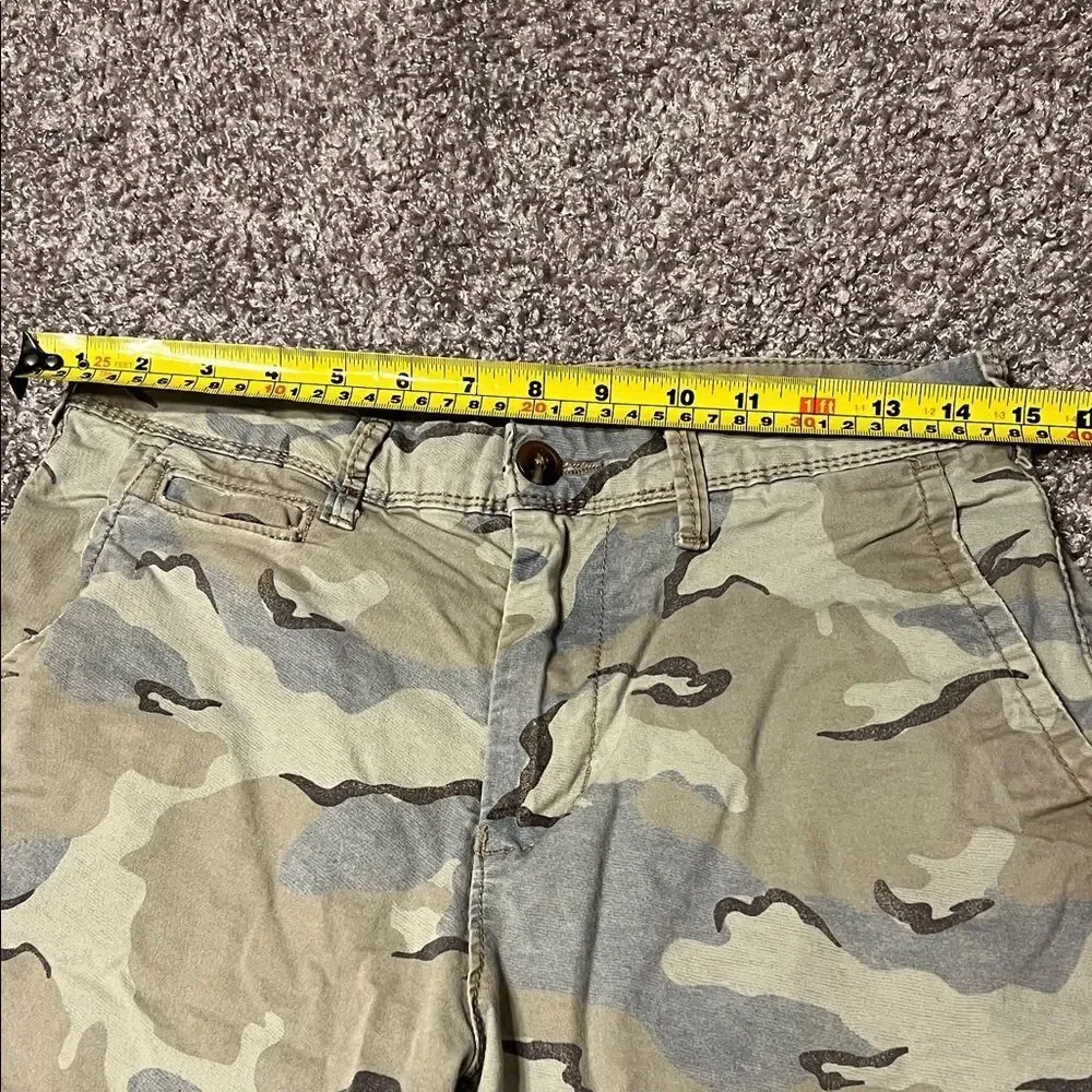 Men's American Eagle Camouflage Shorts